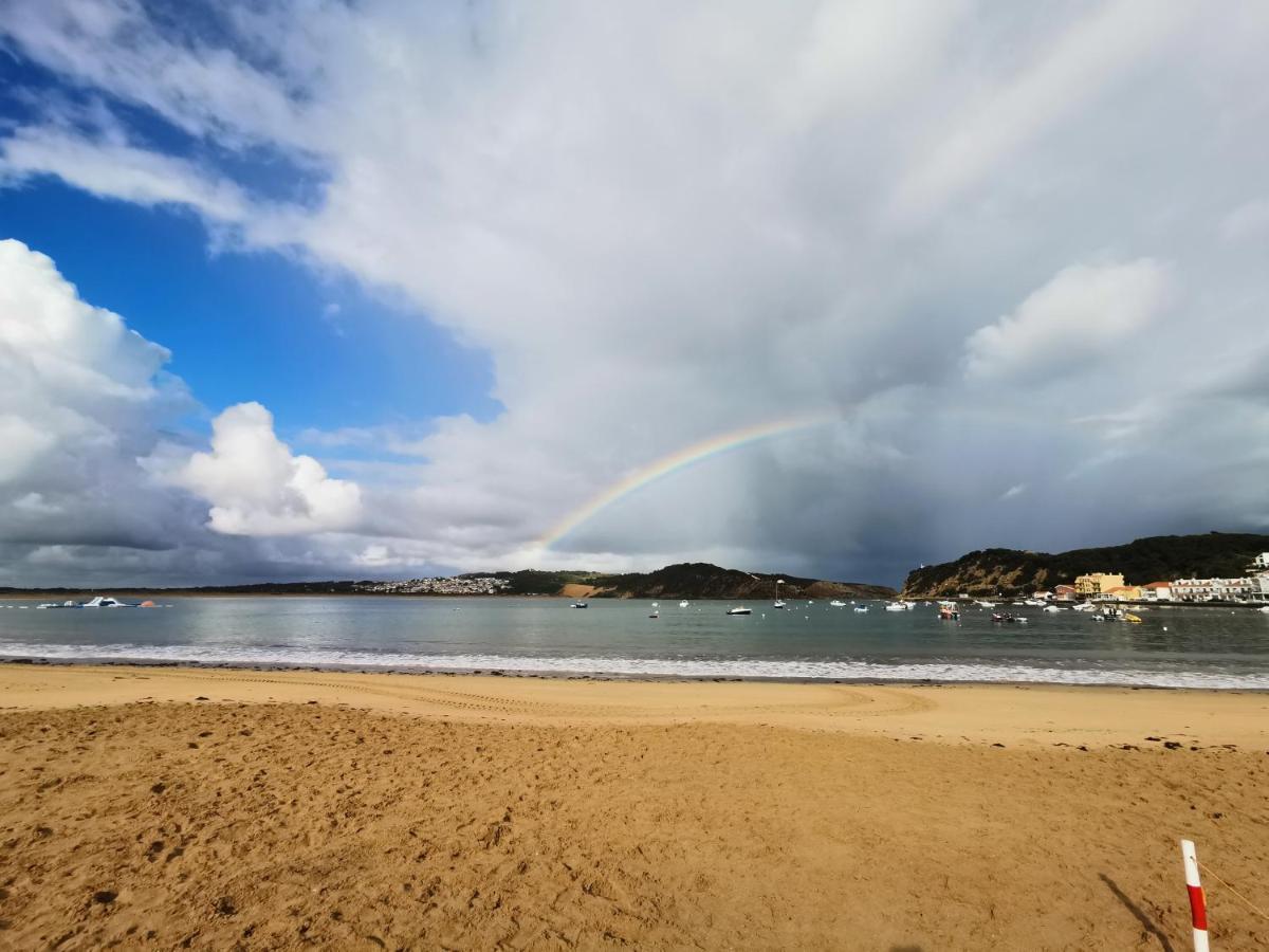 Casa Na Onda Sonho Da Baia Apartment Sao Martinho do Porto Bagian luar foto