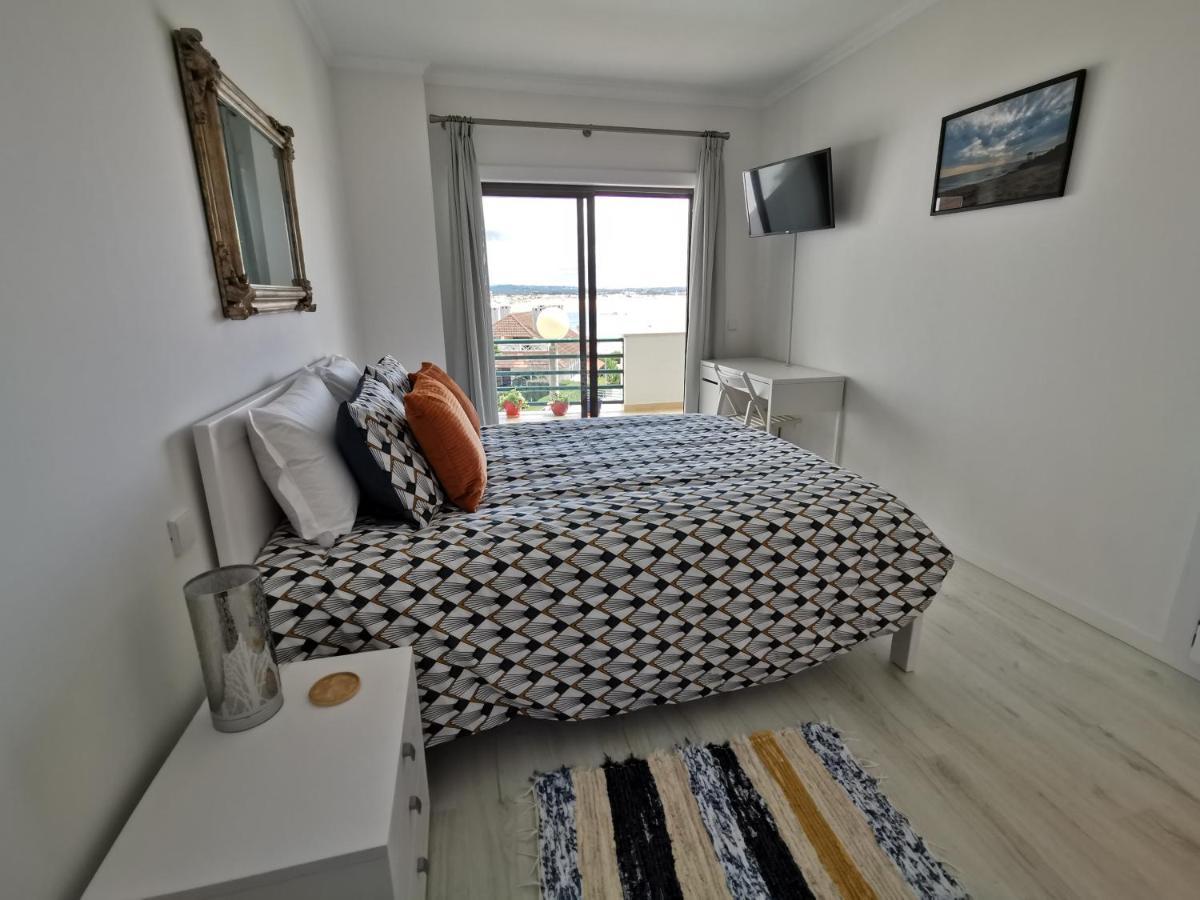 Casa Na Onda Sonho Da Baia Apartment Sao Martinho do Porto Bagian luar foto